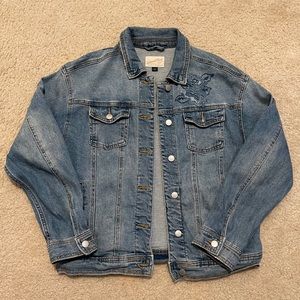 Universal thread Jean jacket w flower embroidery